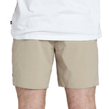 ODYSSEY 17" E-WAIST WALKSHORT