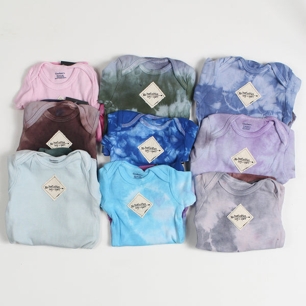 HSS ARROW PATCH ONESIE