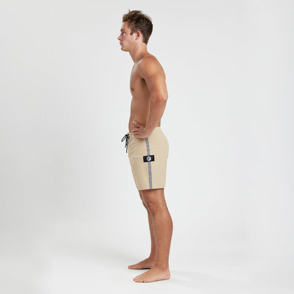 CHASE B100 16" FIT BOARDSHORT