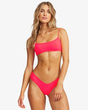 Women's Sol Searcher Skinny Mini Crop