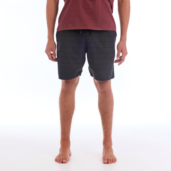 WARNER 18" WALK SHORT